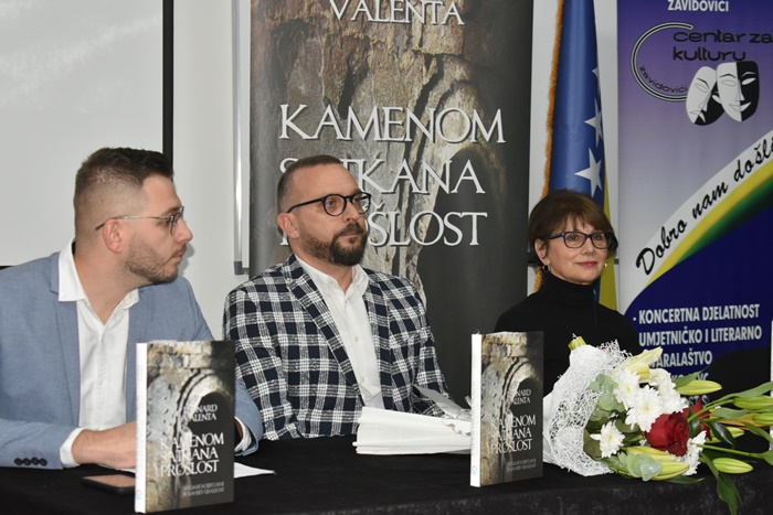 Održana promocija knjige””Kamenom satkana prošlost”,autora Leonarda Valenta.